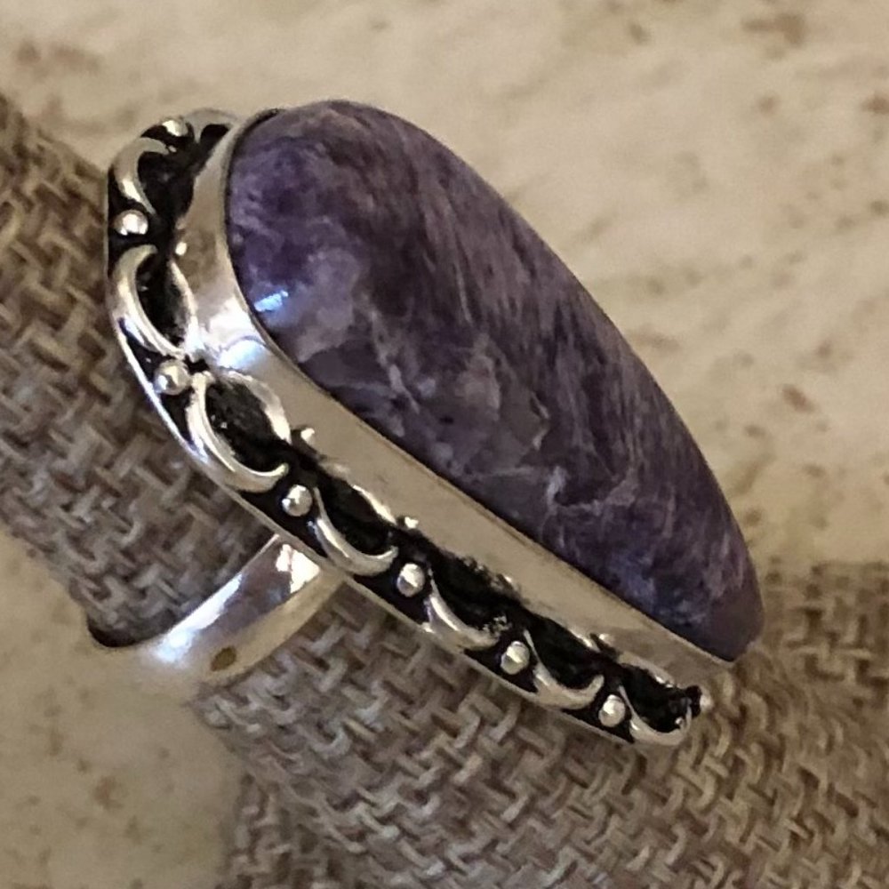 NWOT Genuine Charoite Gemstone Ring Size 6.5